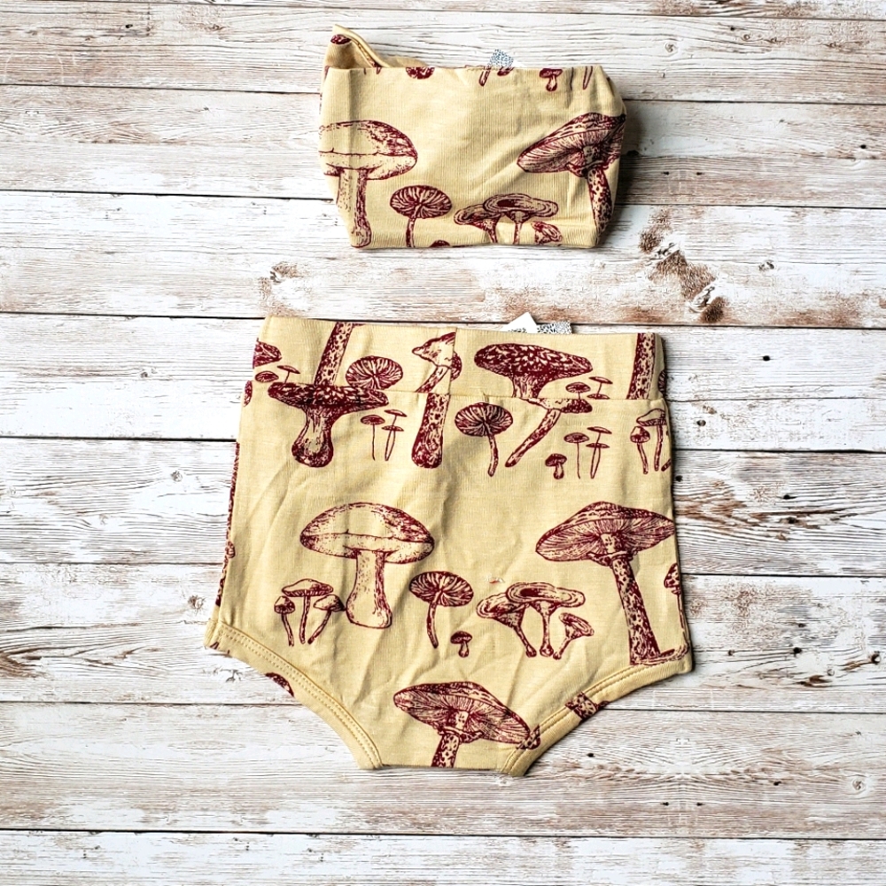 Kate Quinn Mushroom Bloomers & Headband - Picture 2 of 4